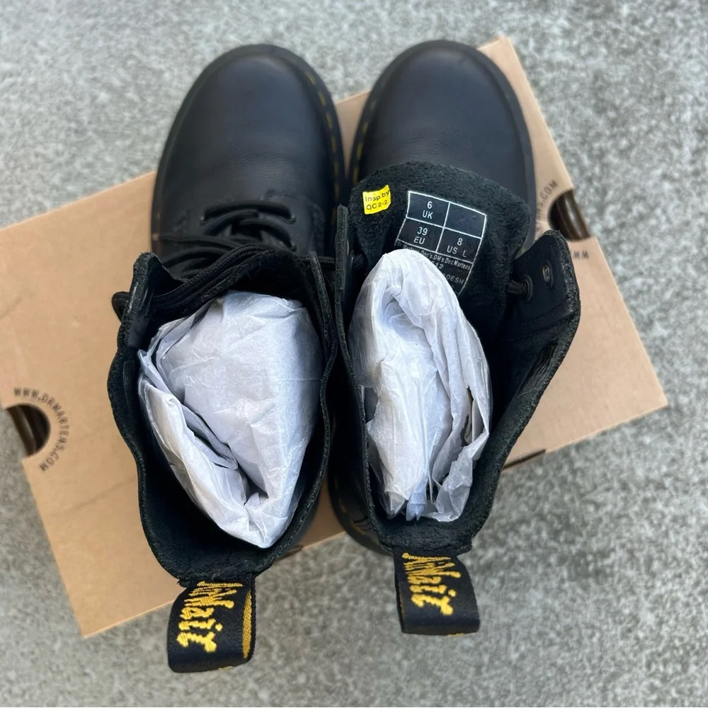 Dr. Marten 1460 Pascal Virginia Leather Lace Up Boots - Picture 4 of 6